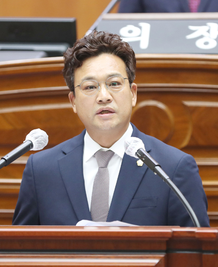 최명권 전주시의원 "예고없는 도로 공사에 시민 분통 터진다" 기사 이미지