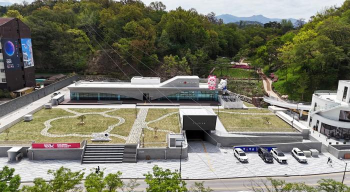 남원에 기부하고 미디어아트의 세계에 빠지다 기사 이미지
