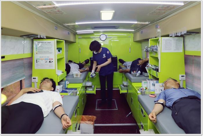 LX공간정보연구원 48번째 창사기념일 맞아 ‘사랑의 헌혈활동’ 참여 기사 이미지