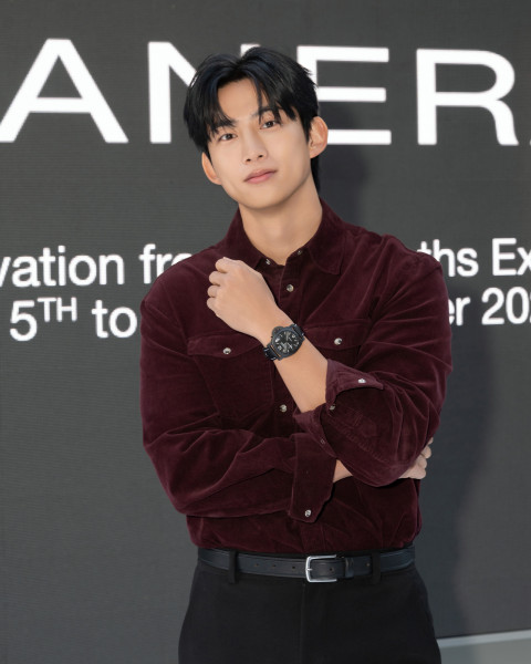 배우 옥택연과 함께한 파네라이 ‘Innovation from the Depths’ 전시 오프닝 기사 이미지
