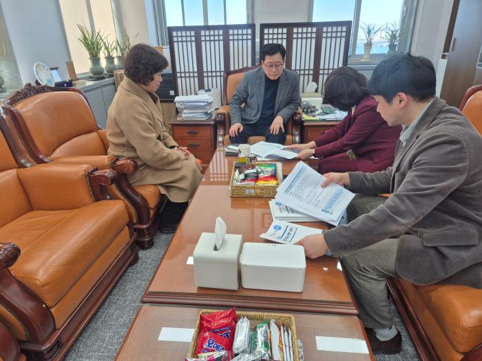 장수군, 연초부터 국회와 주요 현안 공유 본격화 기사 이미지