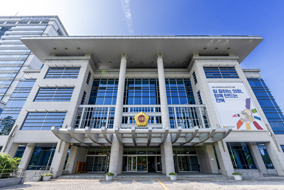 전북도의회 “KB·신한 혁신도시 금융허브 조성 환영” 기사 이미지