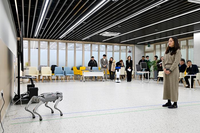 남원시, ‘AI 로봇개’ 시범 도입 기사 이미지