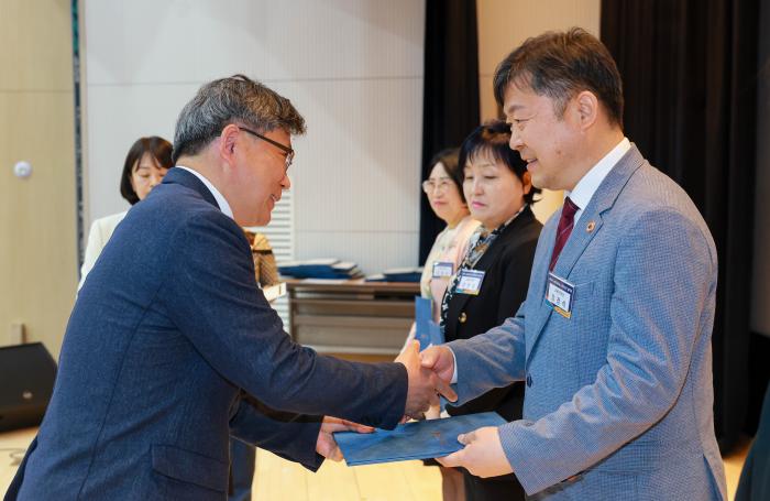 전북교육청, 유학생·전문가 등 73명 교육기부단 발대 기사 이미지