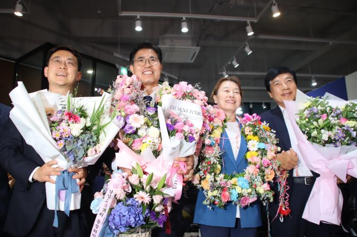 이원택 “민주당·이재명 대통령을 믿어주신 도민의 위대한 승리” 기사 이미지