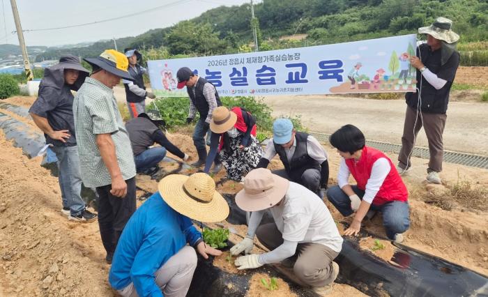 올겨울 김장은 내 손으로…정읍 귀농 10가구 가을농사 실습 기사 이미지
