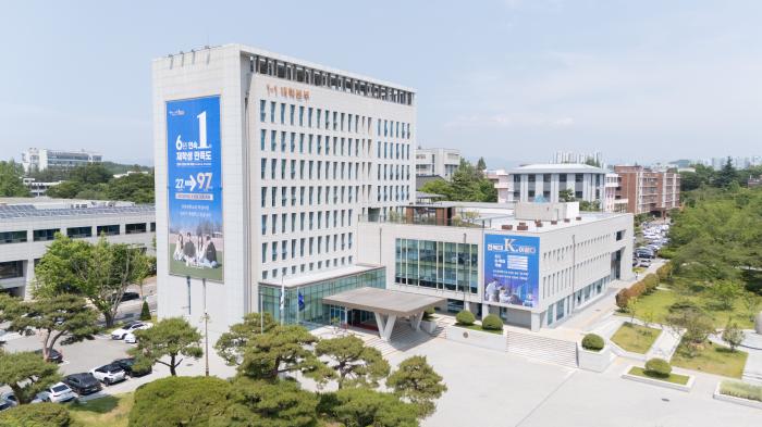 전북대 국감 후폭풍… 비리 질타 속 해명·수습 부심 기사 이미지